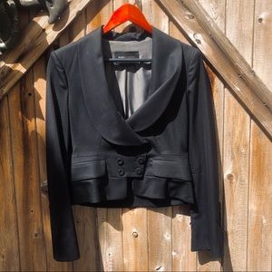BCBGMAXAZRIA cropped tuxedo blazer/jacket - Small